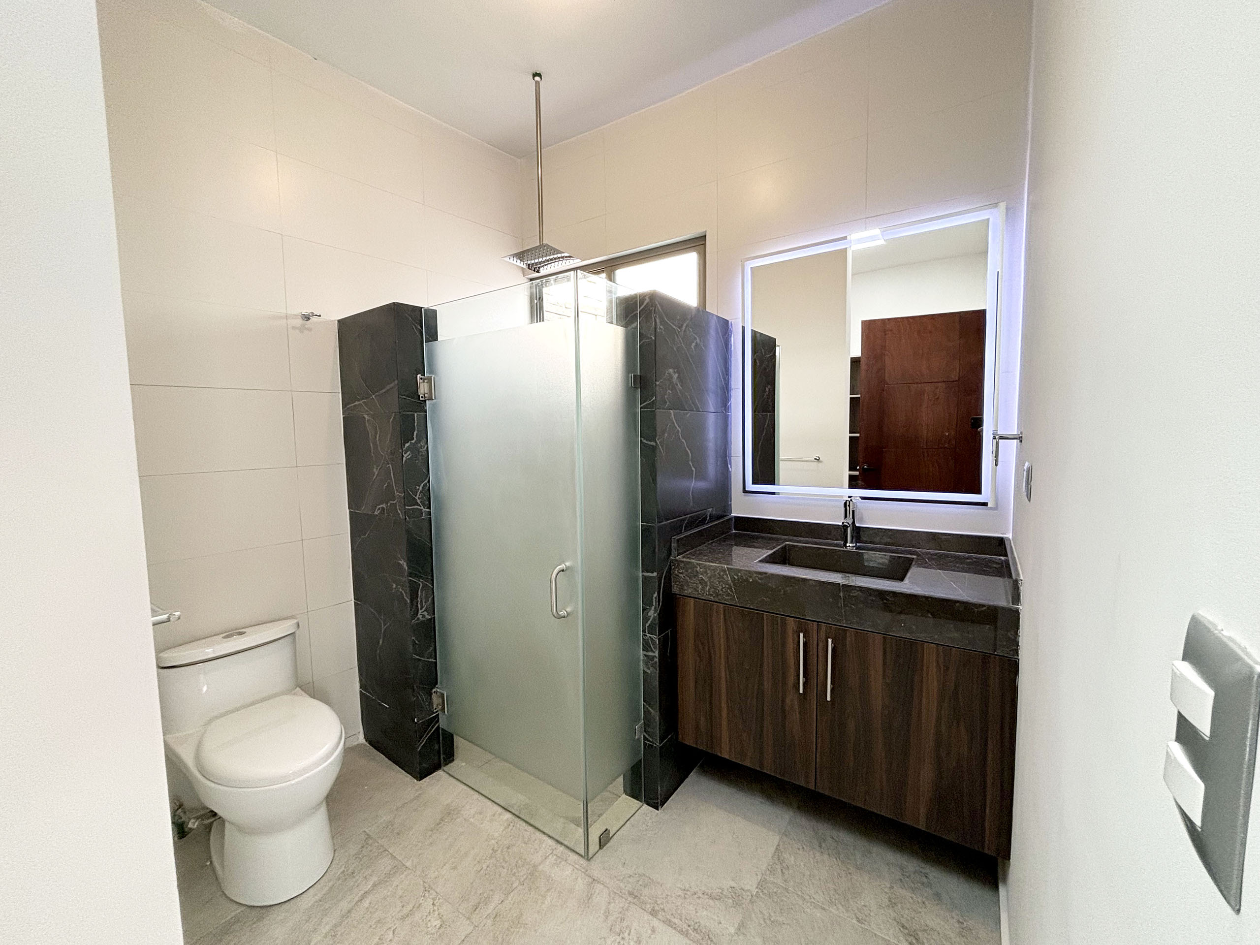 Baño recamara Jr